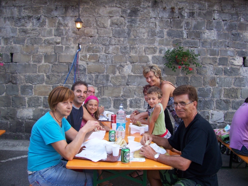  Image name: Estate024.jpg 
 width: 801 pixel 
 height: 602 pixel 
 Size: 438698 bytes 
 Click to enlarge 